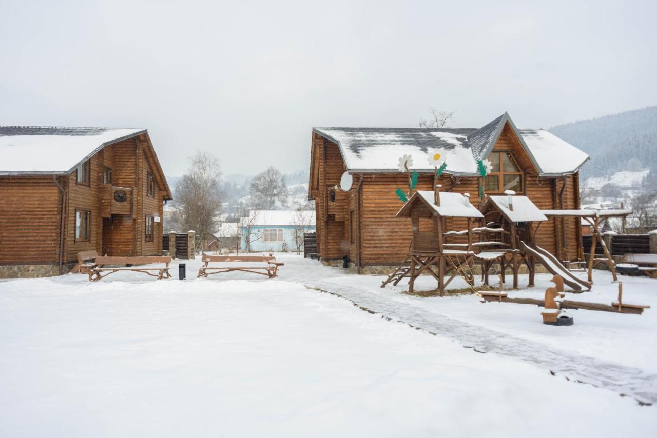 Hotel Gerdan Verkhovina Верховина Екстериор снимка